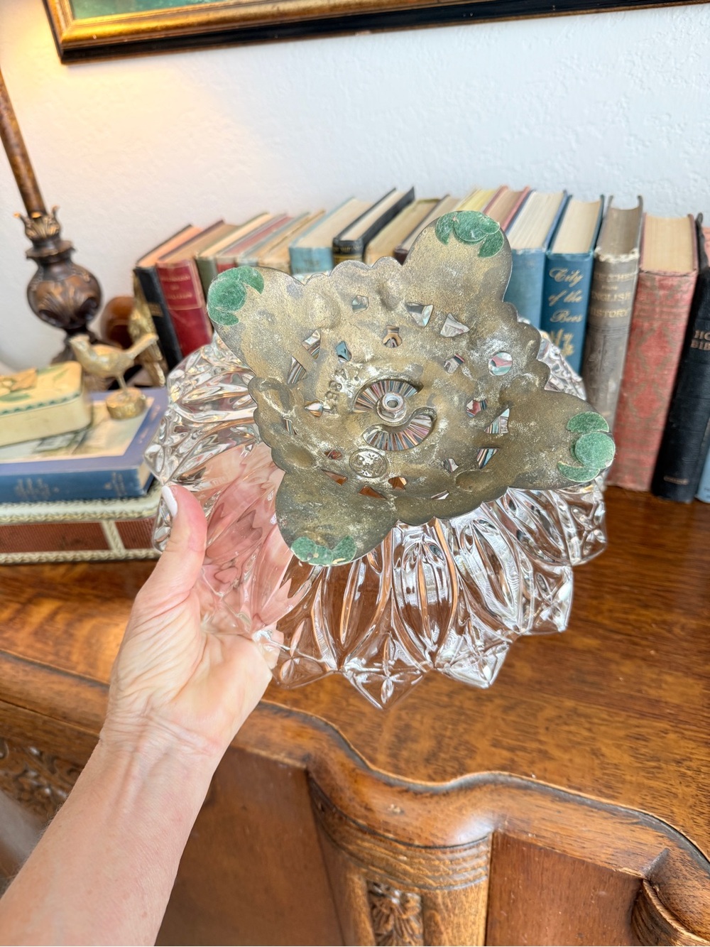 Vintage Federal Glass “Petals”  Lotus Pedestal Bowl – Hollywood Regency - Picture 5 of 15